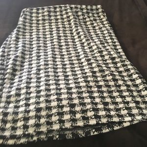 HOT GAL MIDI SKIRT